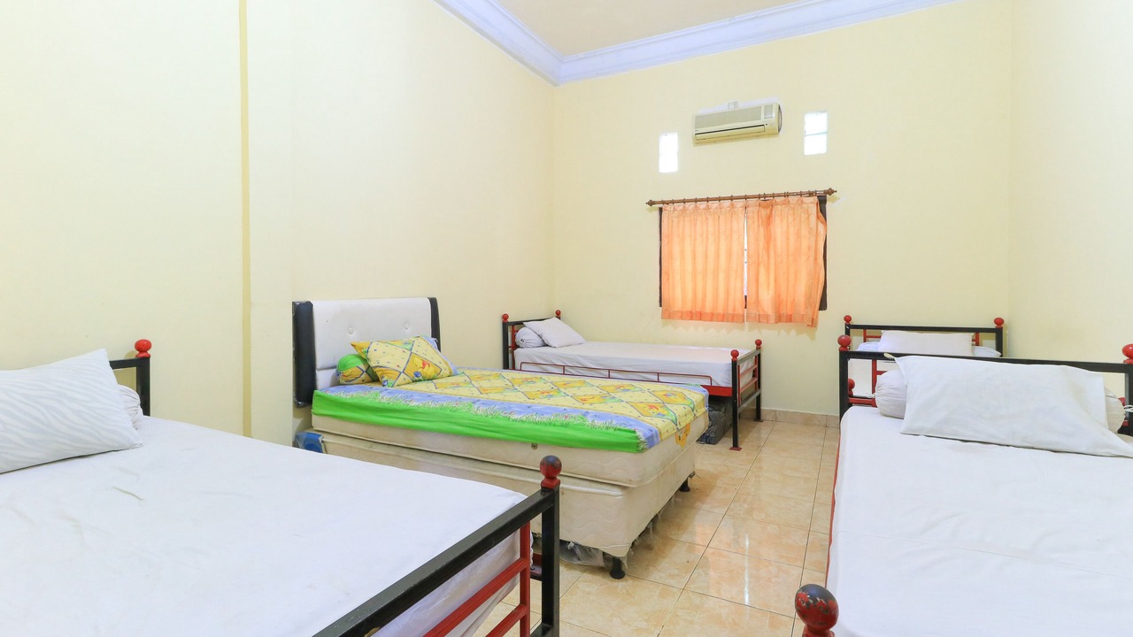 Photo of Bedroom in Biringkanya