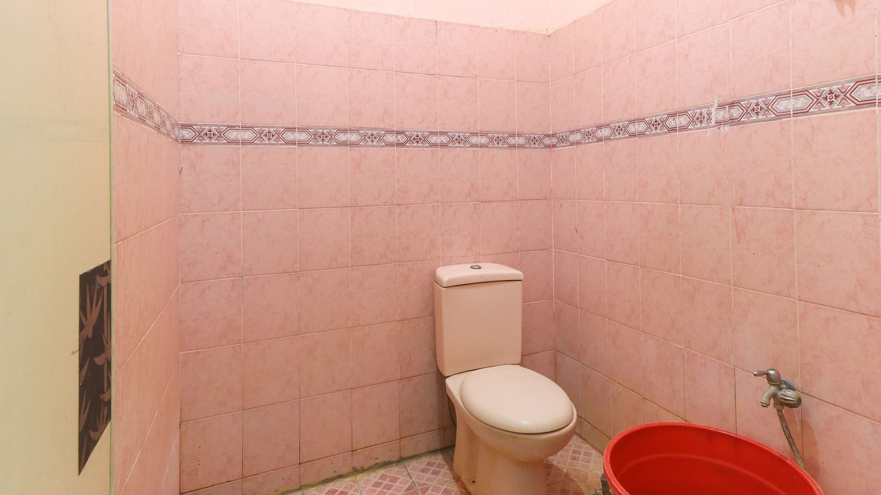 Photo of Bathroom in Biringkanya