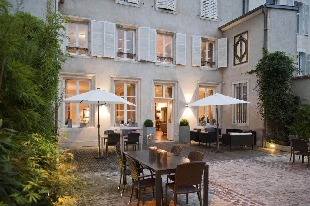 Photo of Outdoor in Saint Nicolas - Charles III - Ville vieille - Trois Maisons - Leopold