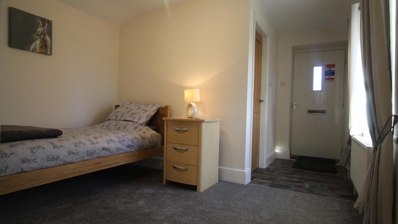 Photo of Others in Hull