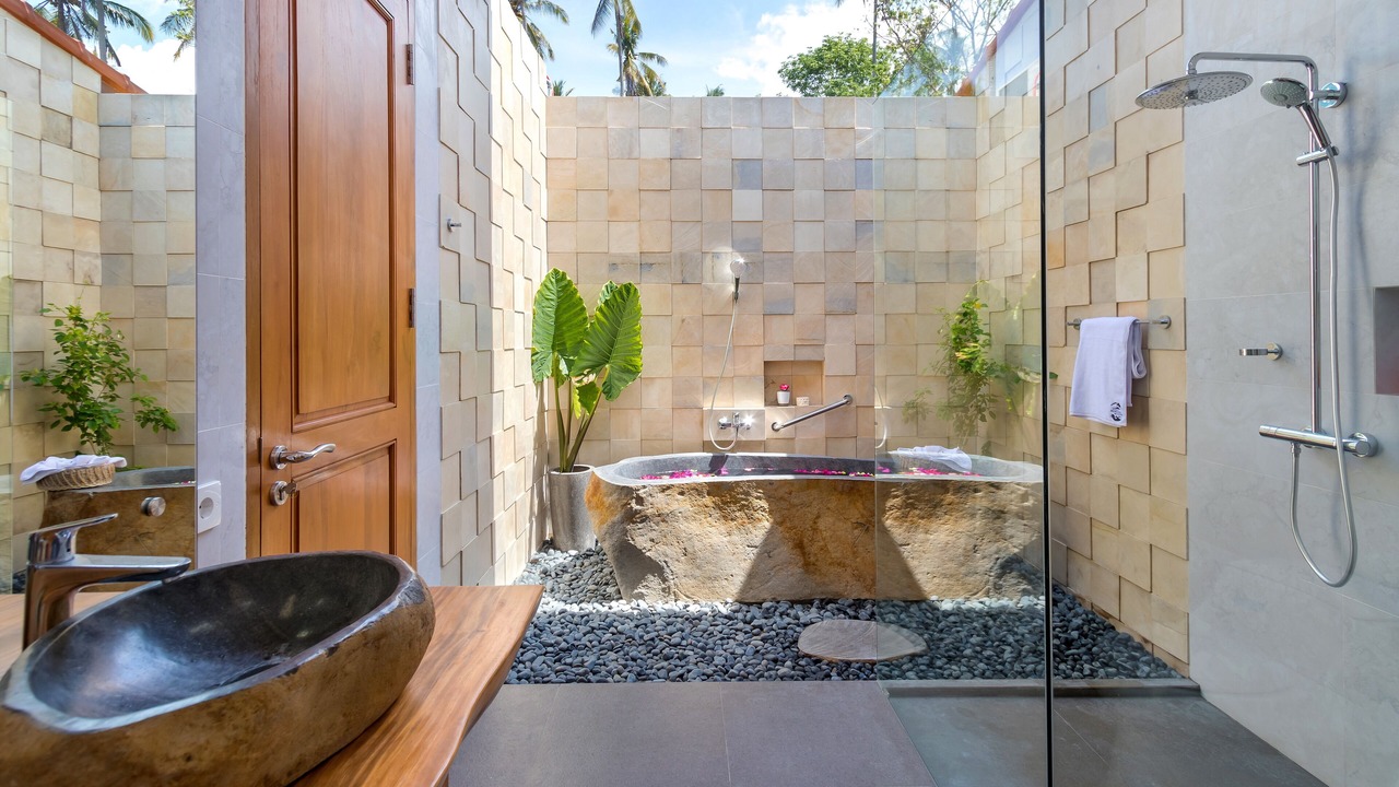 Photo of Bathroom in Suraberata