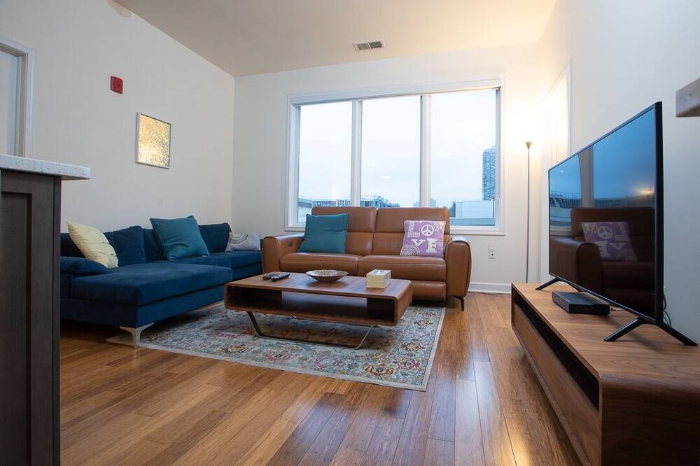 Photo of Livingroom in North Bergen