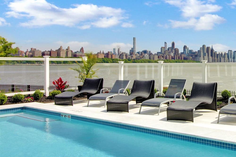 Photo of Outdoor in North Bergen