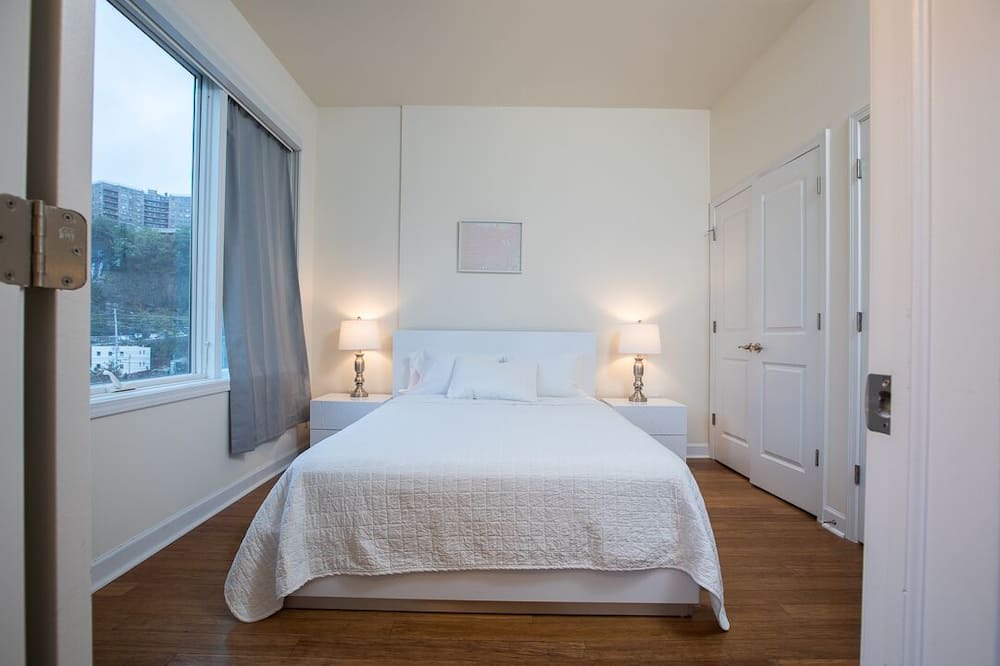 Photo of Bedroom in North Bergen