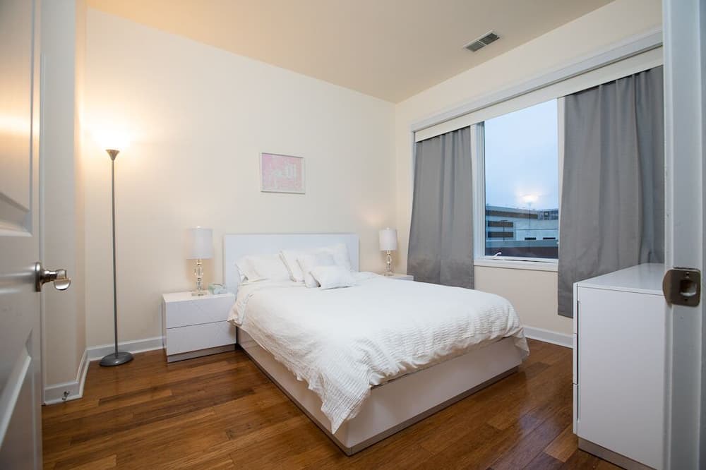 Photo of Bedroom in North Bergen