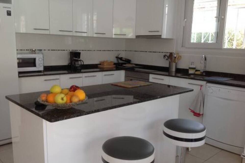 Photo of Kitchen in Pinos de Miramar