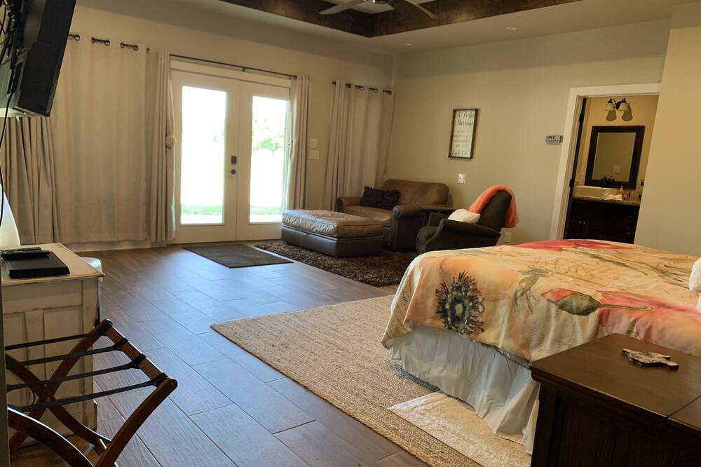 Photo of Bedroom in Canton