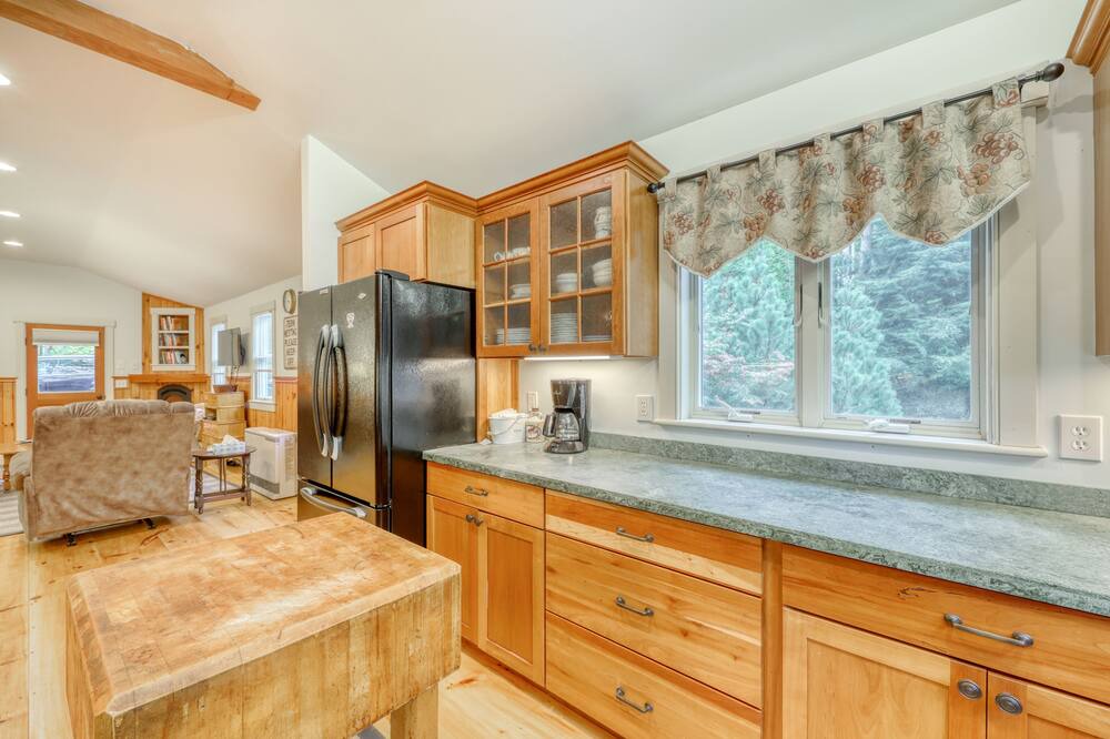 Photo of Others in Stowe Hollow