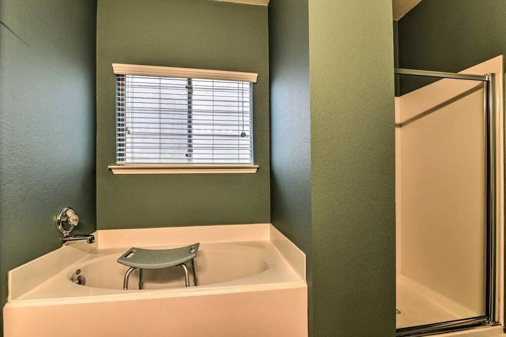 Photo of Bathroom in Central Southwest