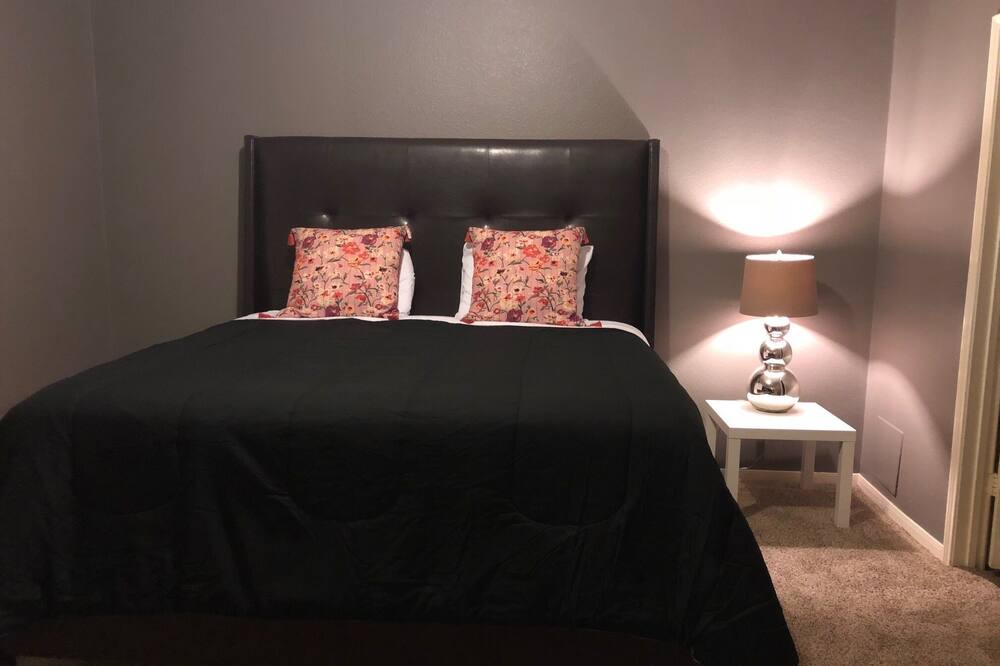 Photo of Bedroom in Central Southwest