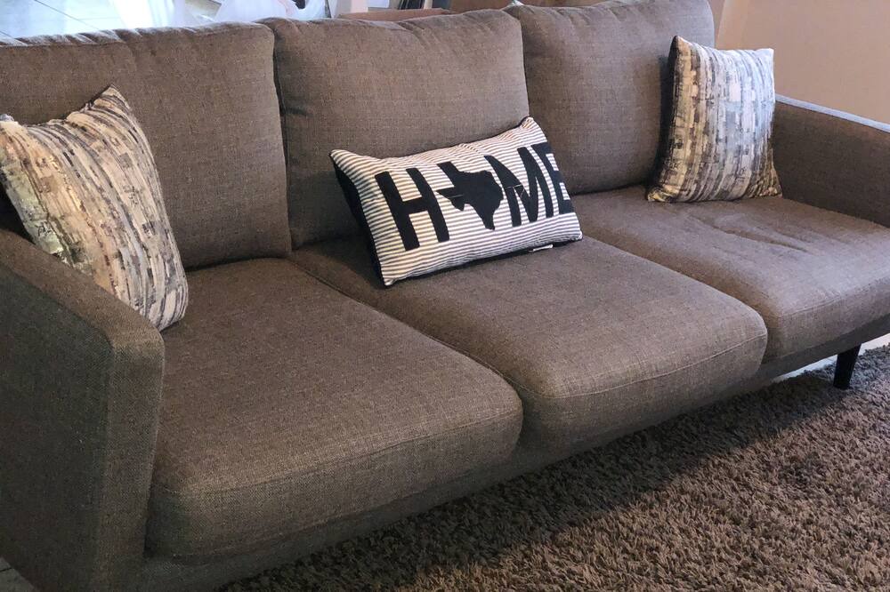 Photo of Livingroom in Central Southwest