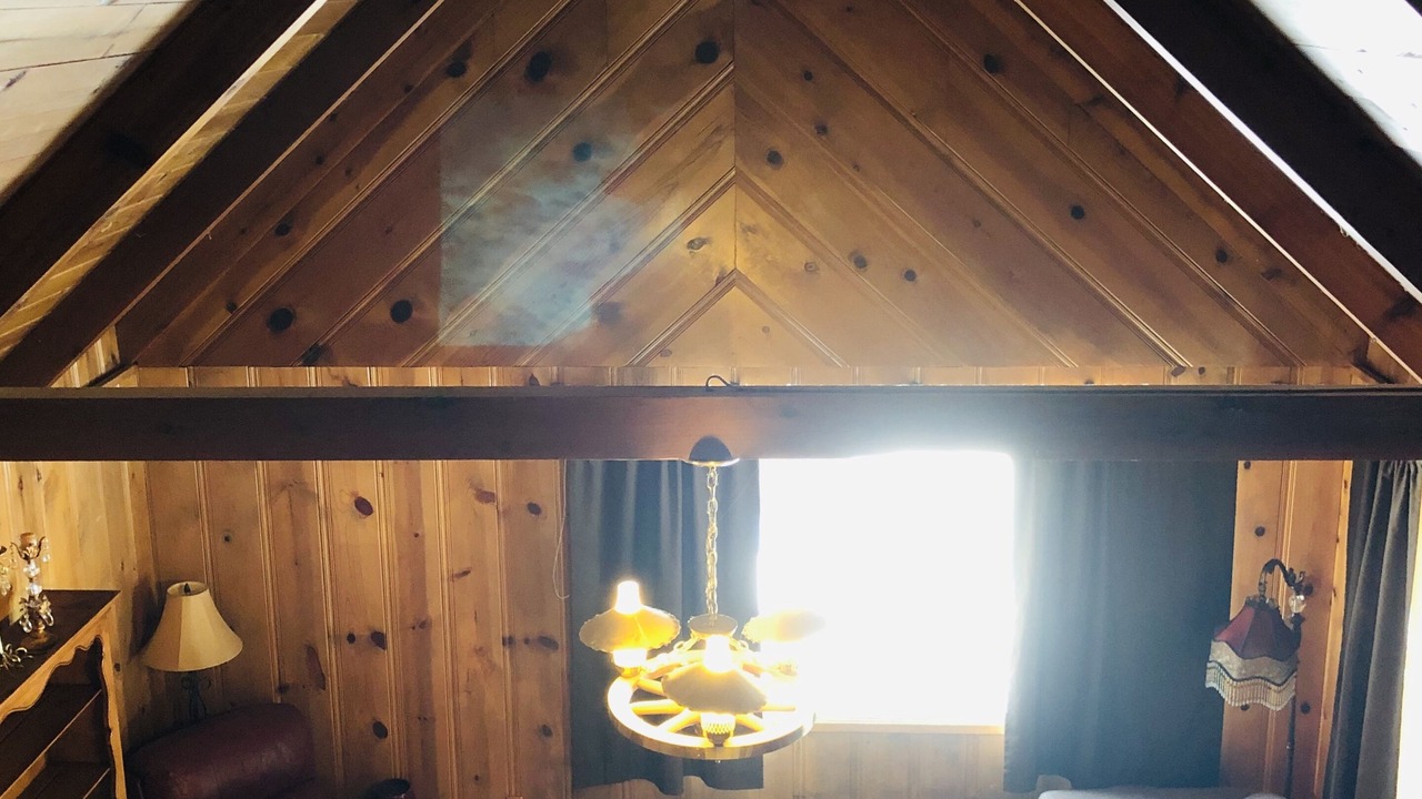 Photo of Livingroom in Loon Lake