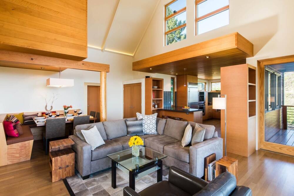 Photo of Livingroom in Glen Ellen