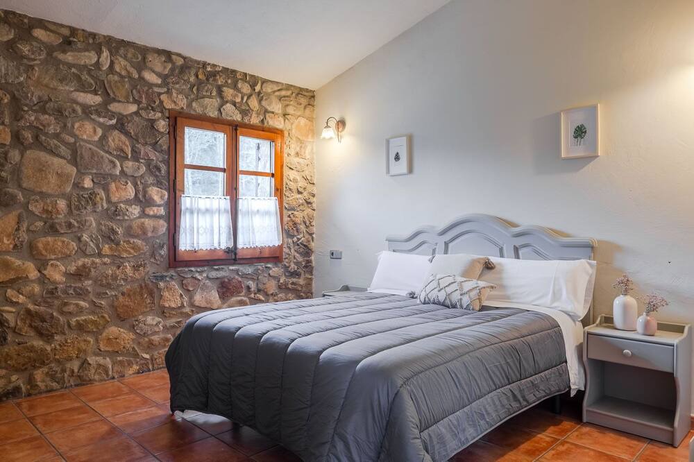 Photo of Bedroom in La Vall de Bianya