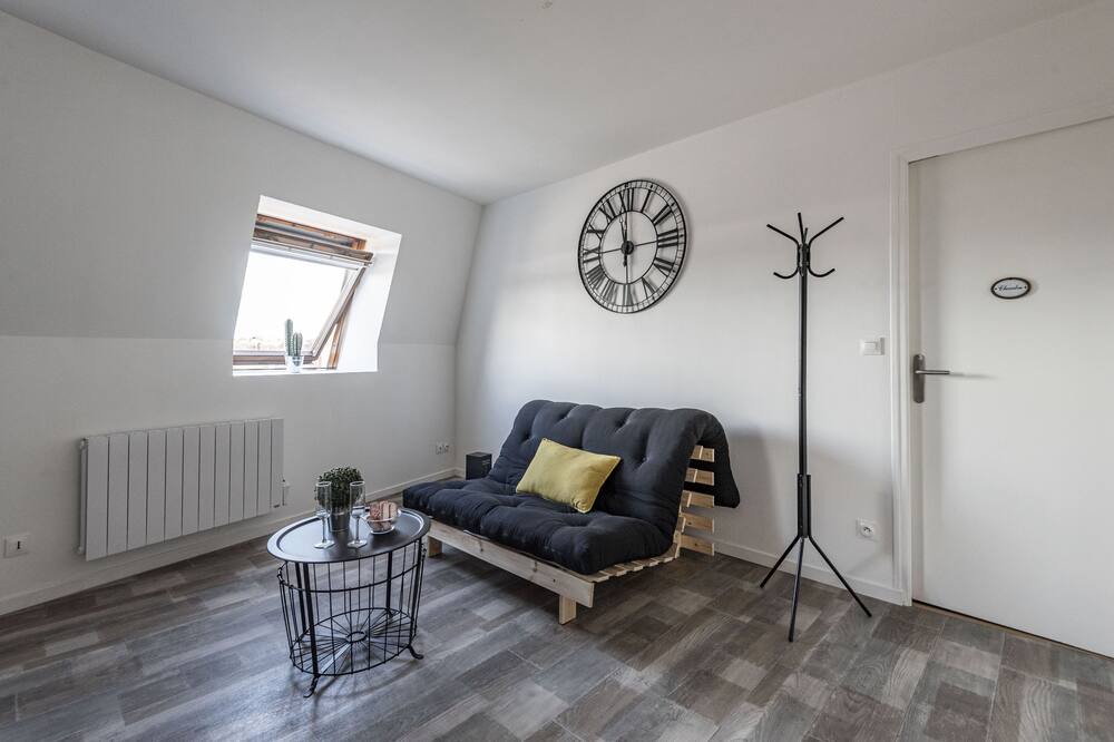 Photo of Livingroom in Epernay