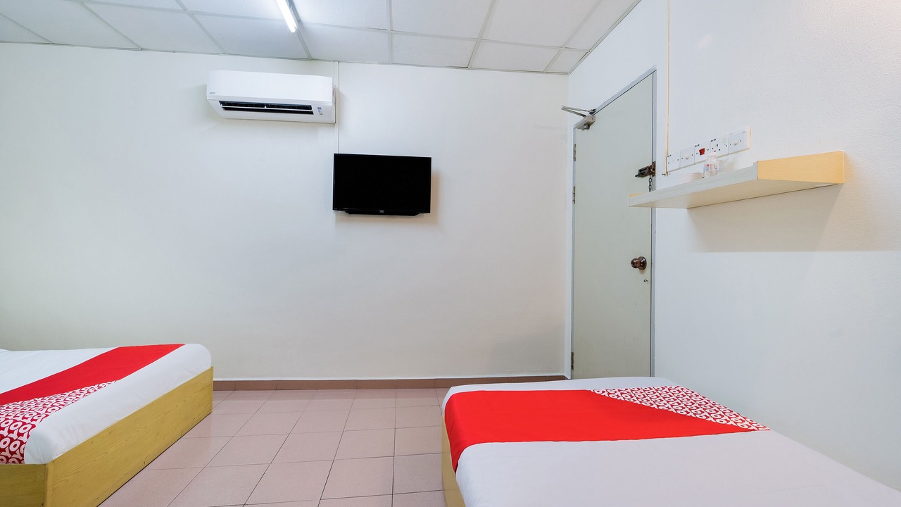 Photo of Bedroom in Kampung Kastam