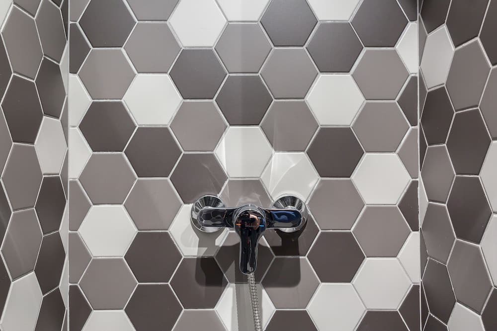 Photo of Bathroom in Moliere - Edgard Quinet