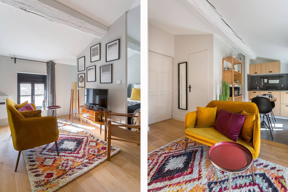 Photo of Livingroom in Moliere - Edgard Quinet