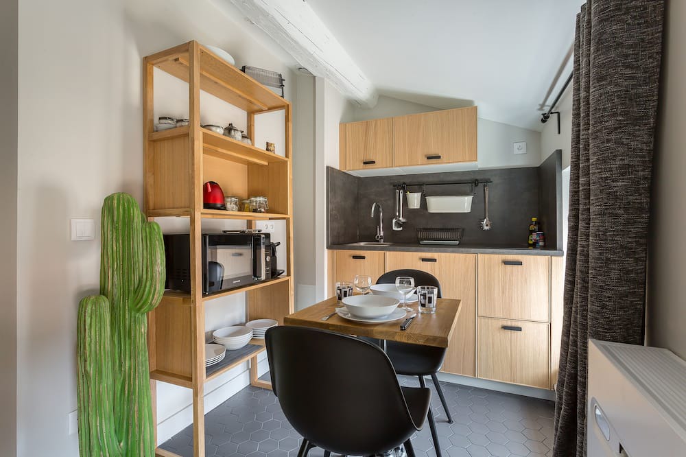 Photo of Kitchen in Moliere - Edgard Quinet