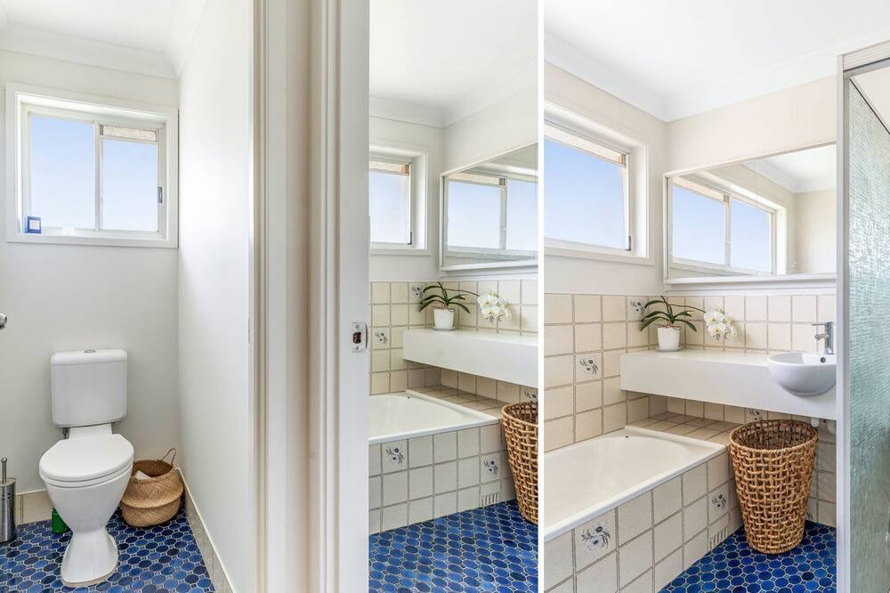 Photo of Bathroom in Werri Beach