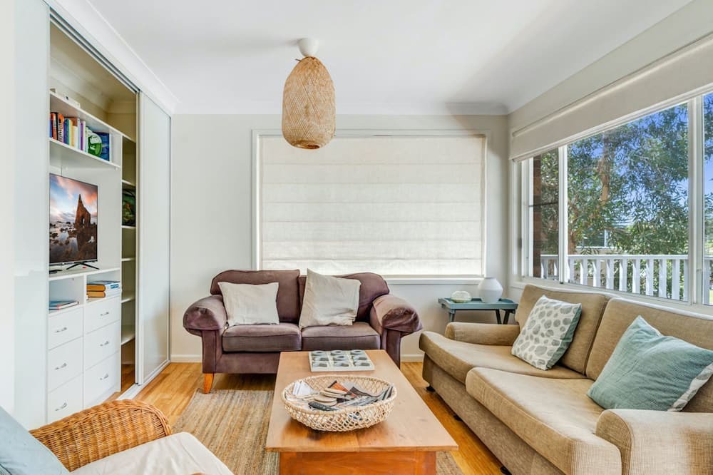 Photo of Livingroom in Werri Beach