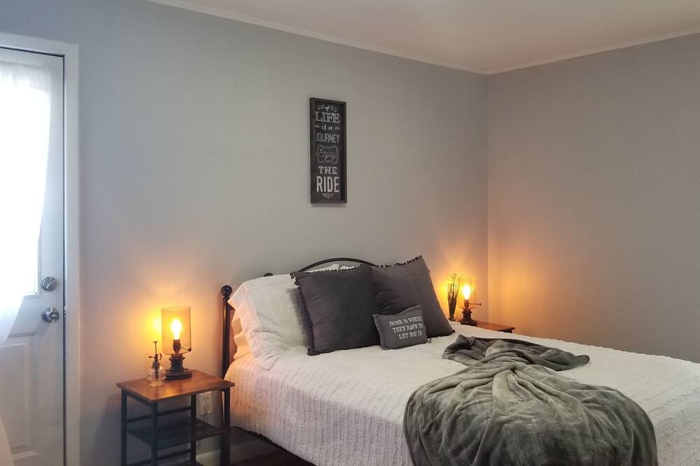 Photo of Bedroom in Miami
