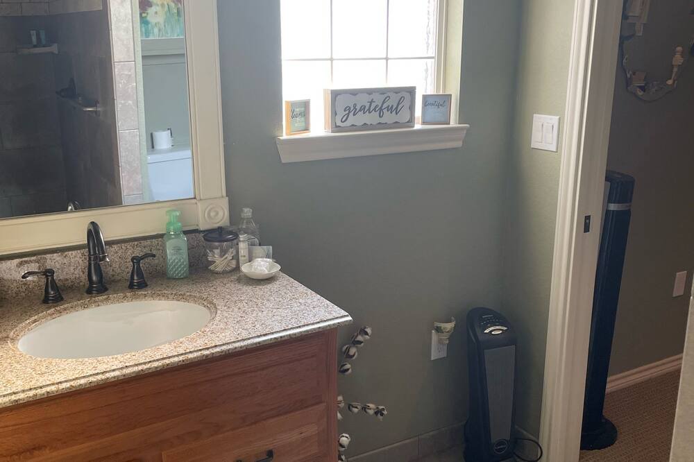 Photo of Bathroom in Valley Mills