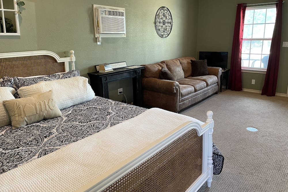 Photo of Bedroom in Valley Mills