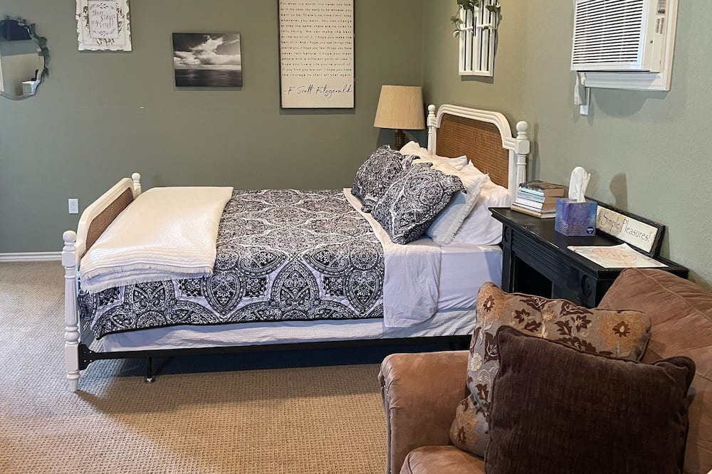 Photo of Bedroom in Valley Mills