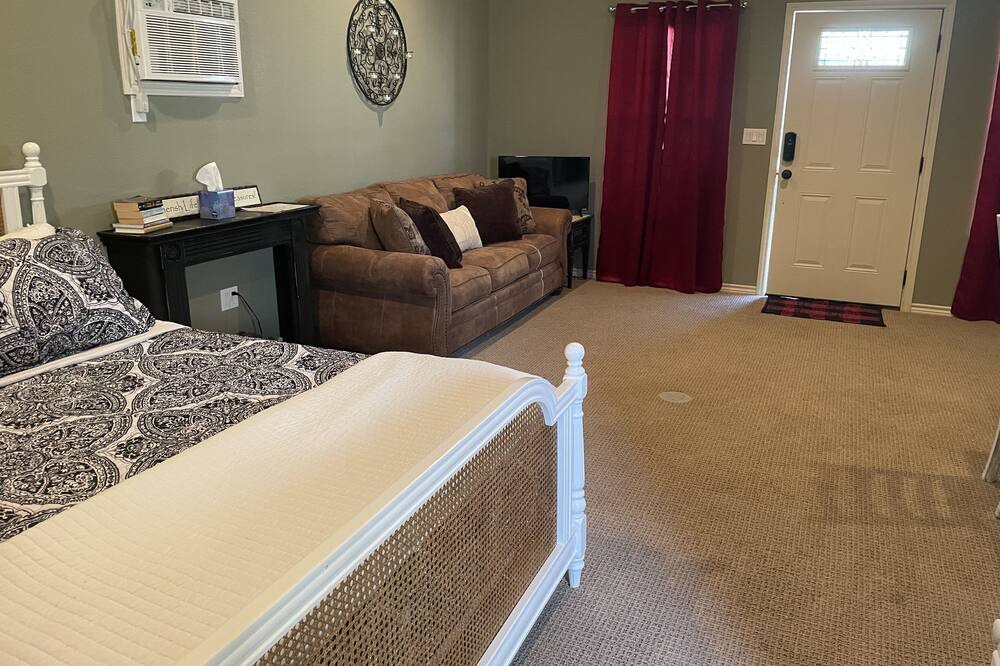 Photo of Bedroom in Valley Mills