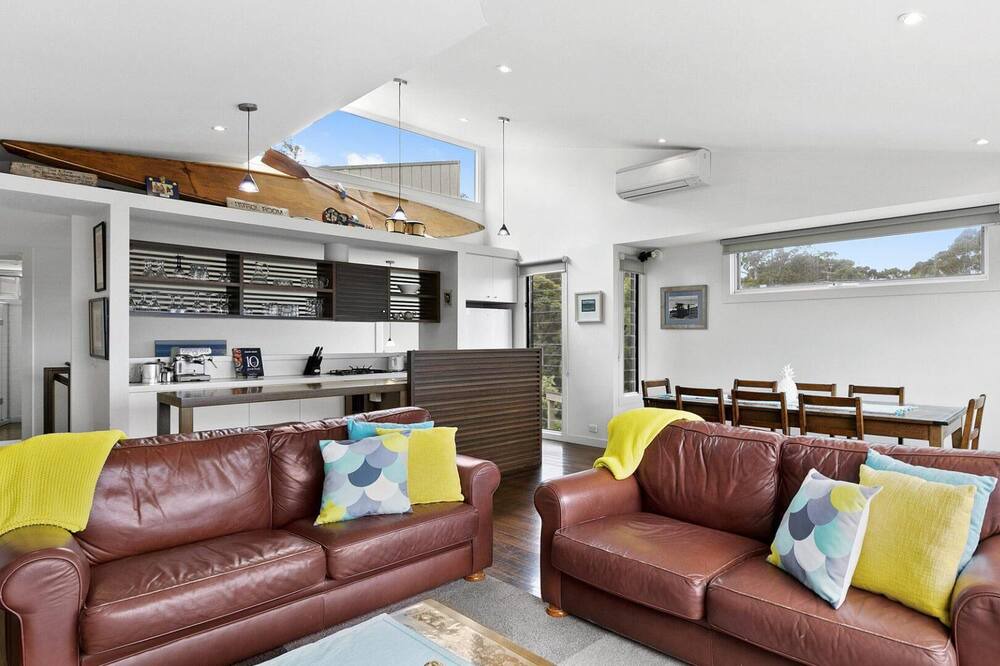Photo of Livingroom in Lorne