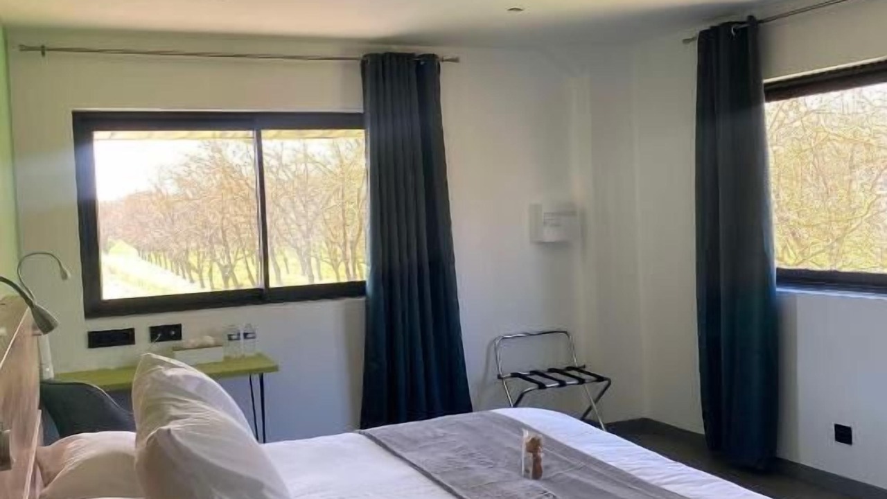 Photo of Bedroom in Chatte