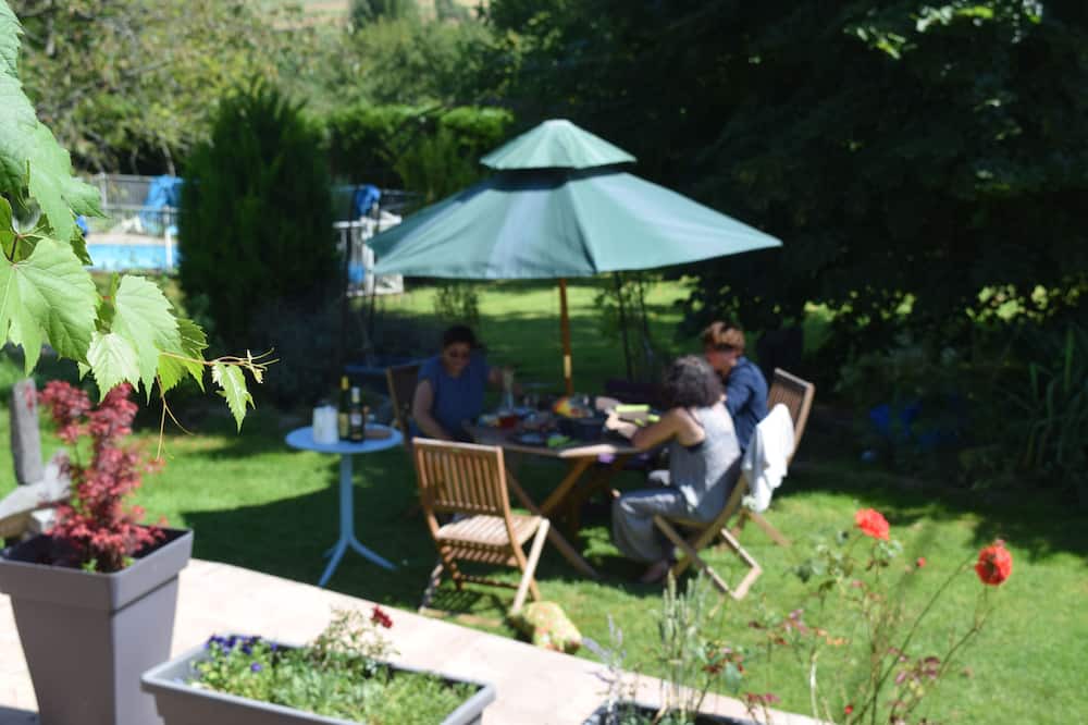 Photo of Outdoor in Brandeville