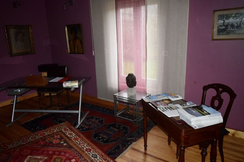 Photo of Others in Brandeville