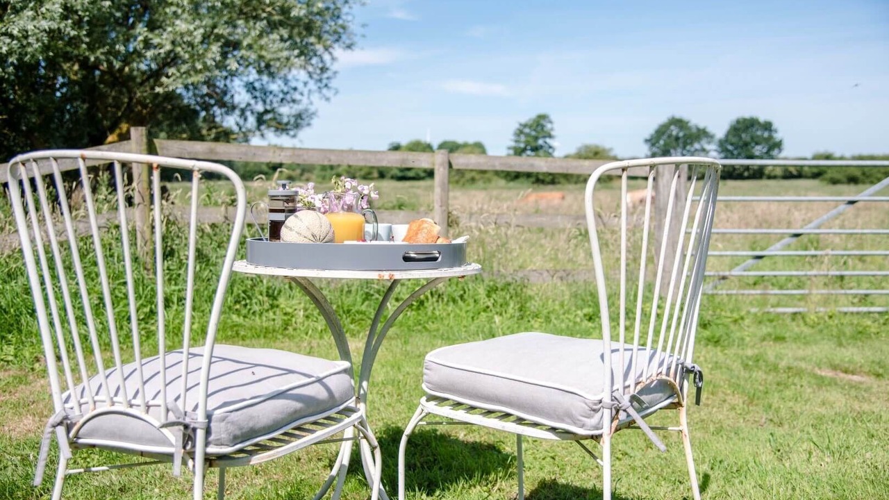 Photo of Others in Eye