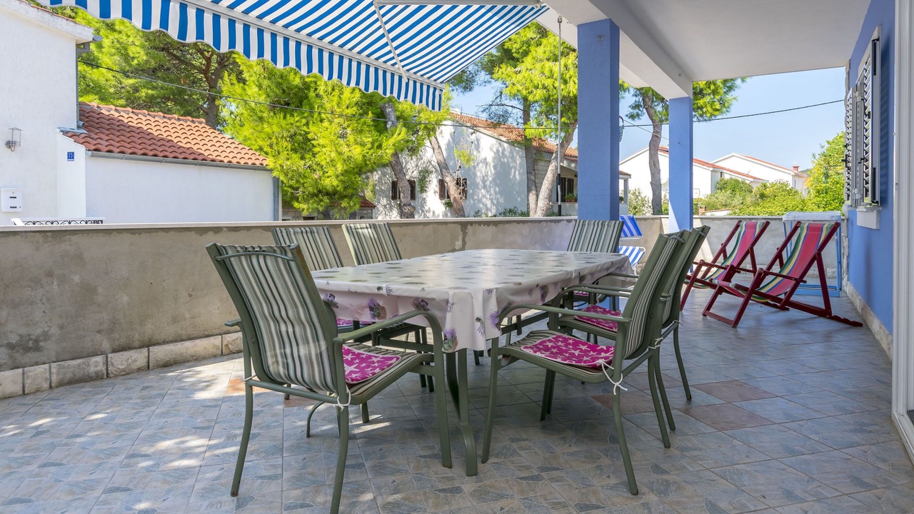 Photo of Patio Balcony in Maslinica