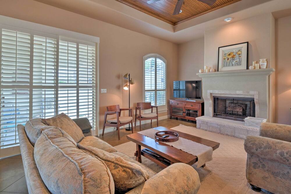 Photo of Bedroom in Lakeway