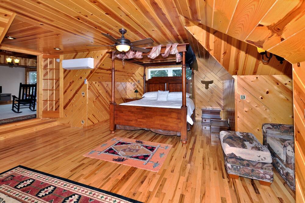 Photo of Bedroom in Murphy