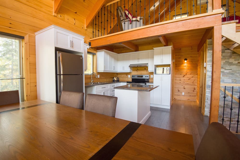 Photo of Kitchen in Saint-Mathieu-de-Rioux