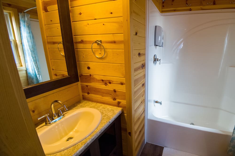 Photo of Bathroom in Saint-Mathieu-de-Rioux
