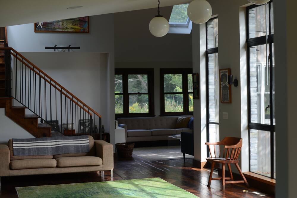 Photo of Bedroom in West Stockbridge