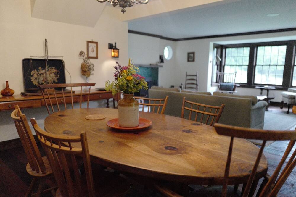 Photo of Livingroom in West Stockbridge