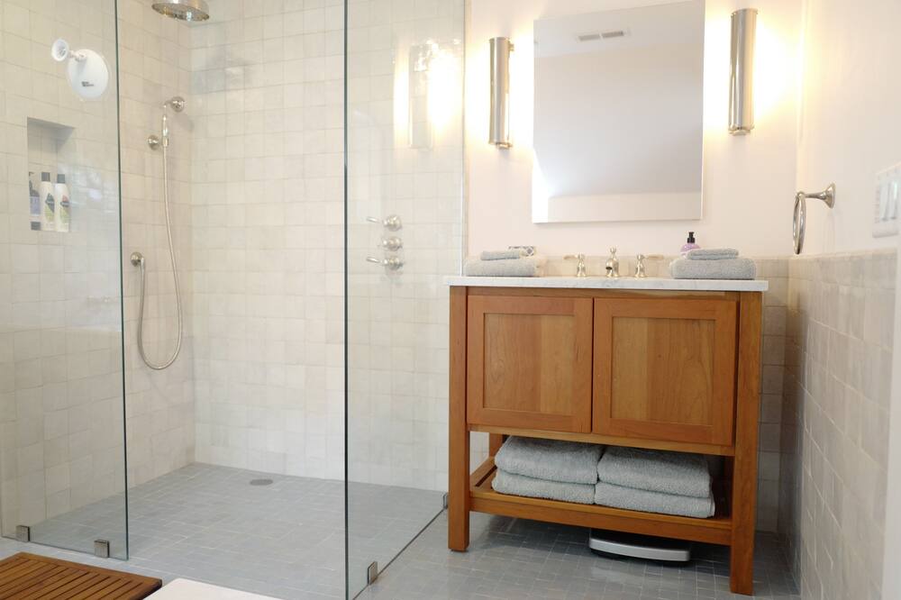 Photo of Bathroom in West Stockbridge