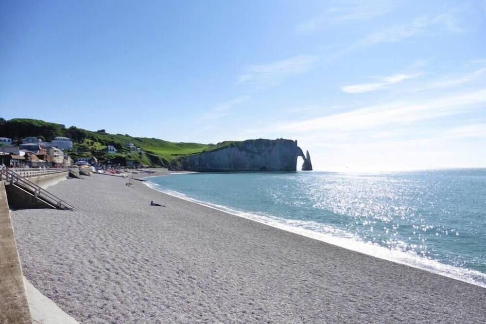 Photo of Others in Etretat