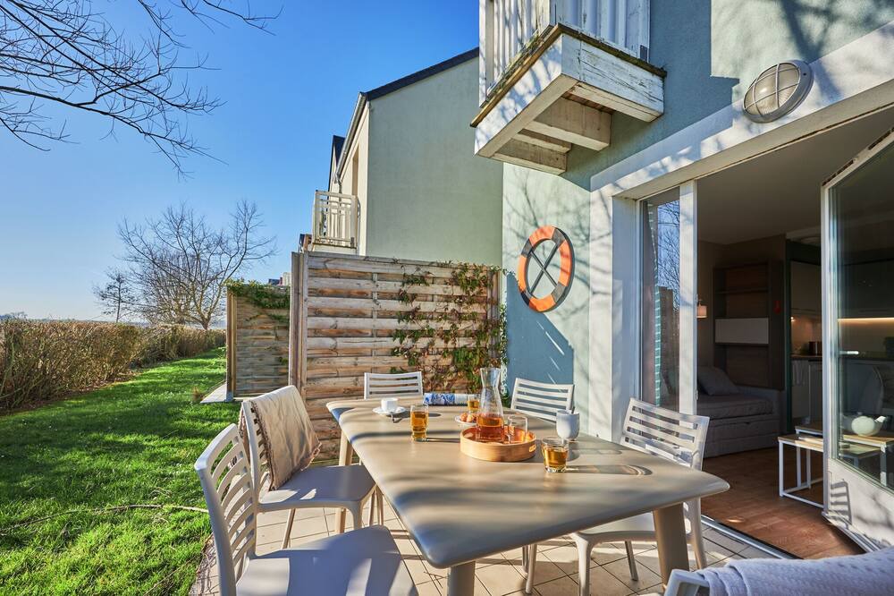 Photo of Patio Balcony in Courseulles-sur-Mer