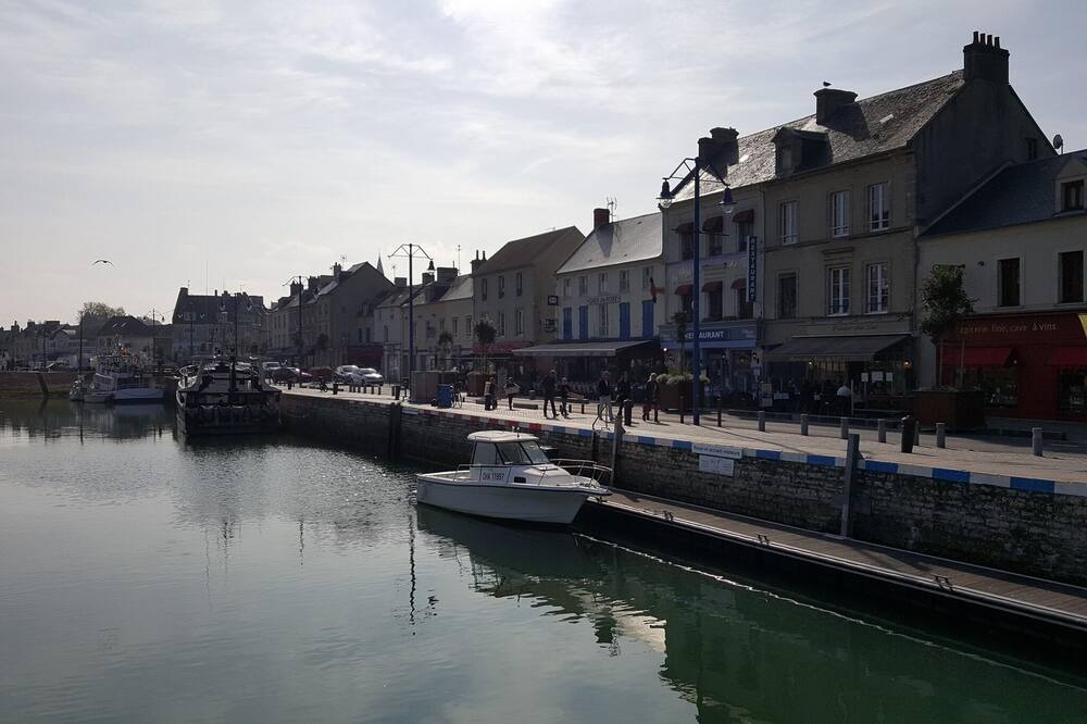 Photo of Others in Courseulles-sur-Mer