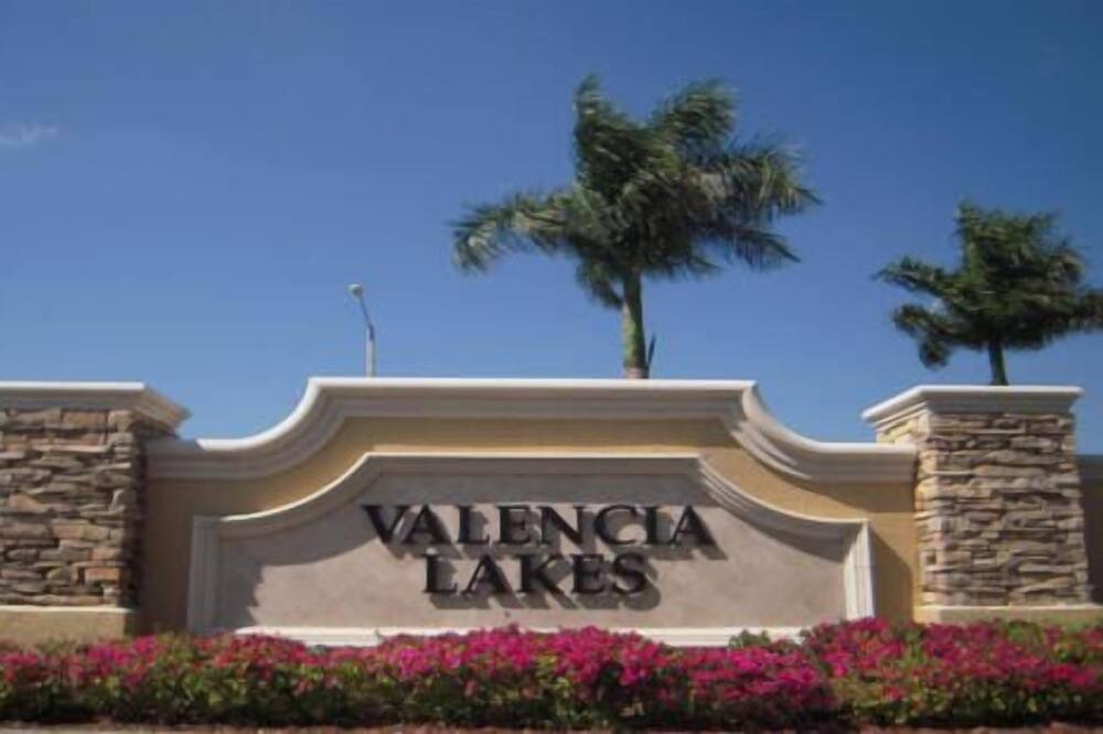 Photo of Others in Valencia Lakes