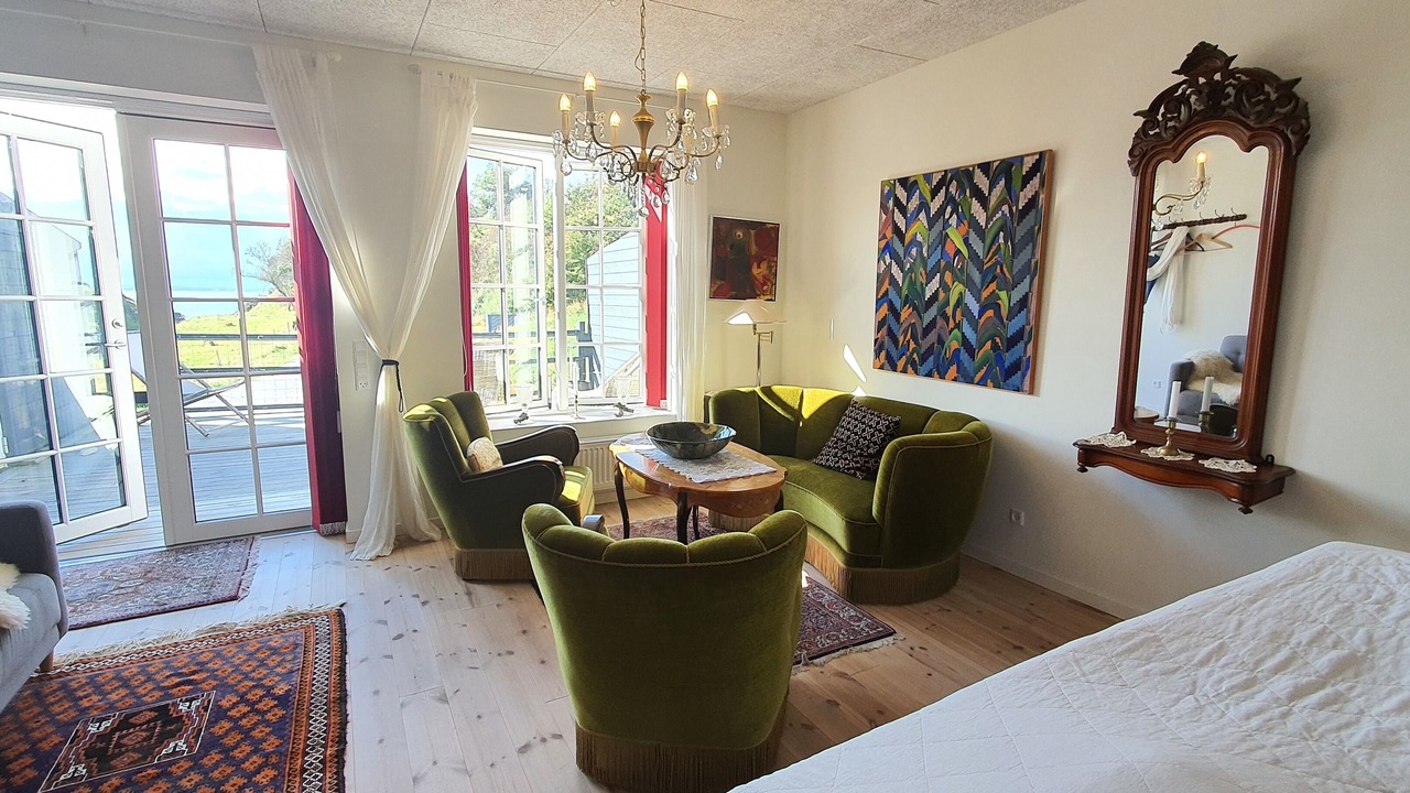 Photo of Others in Ranum