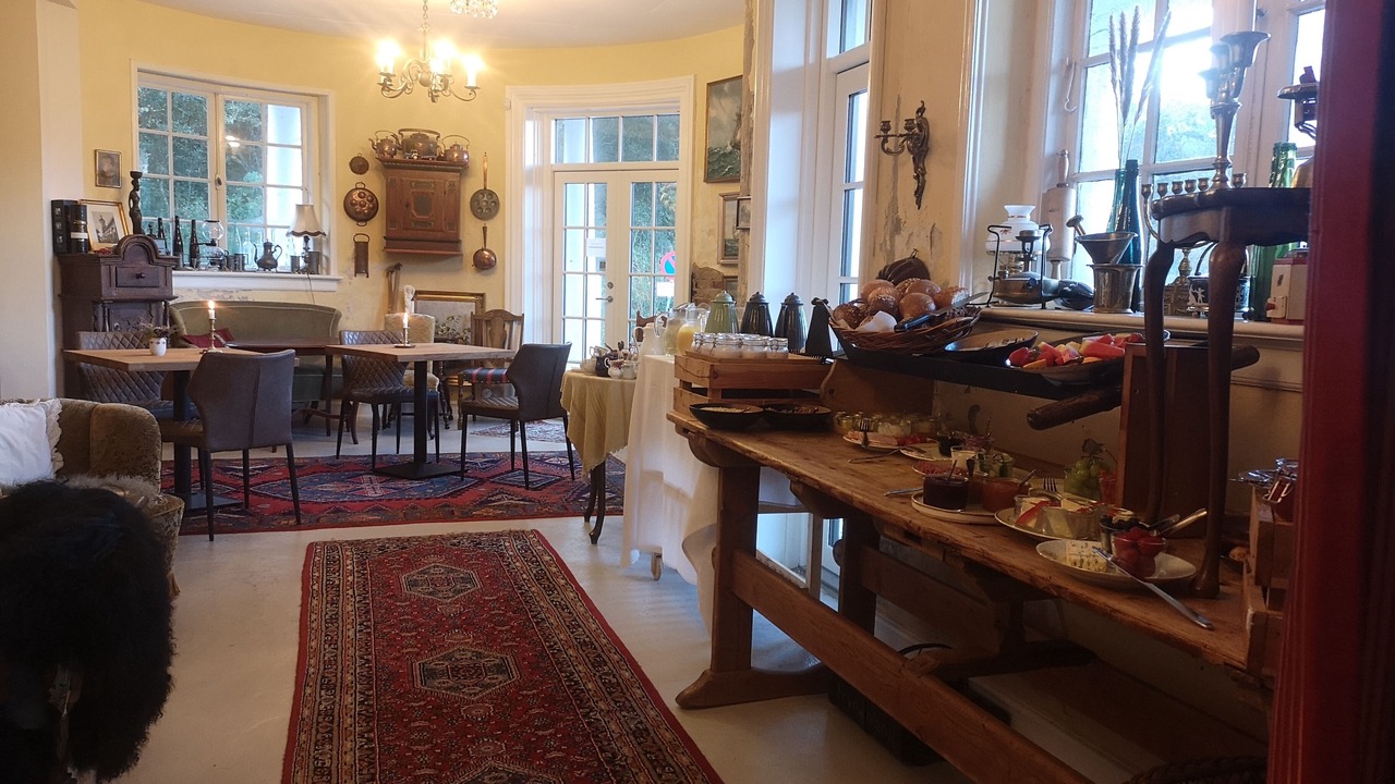 Photo of Others in Ranum