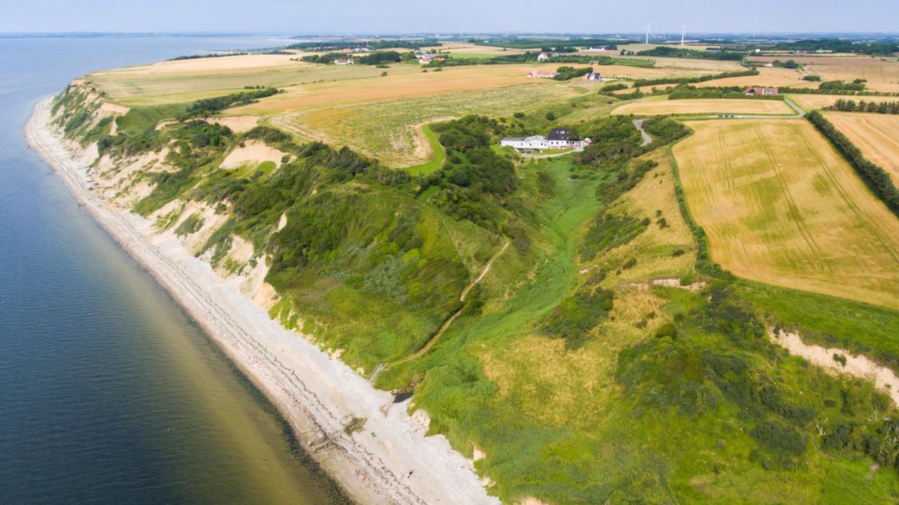 Photo of Others in Ranum